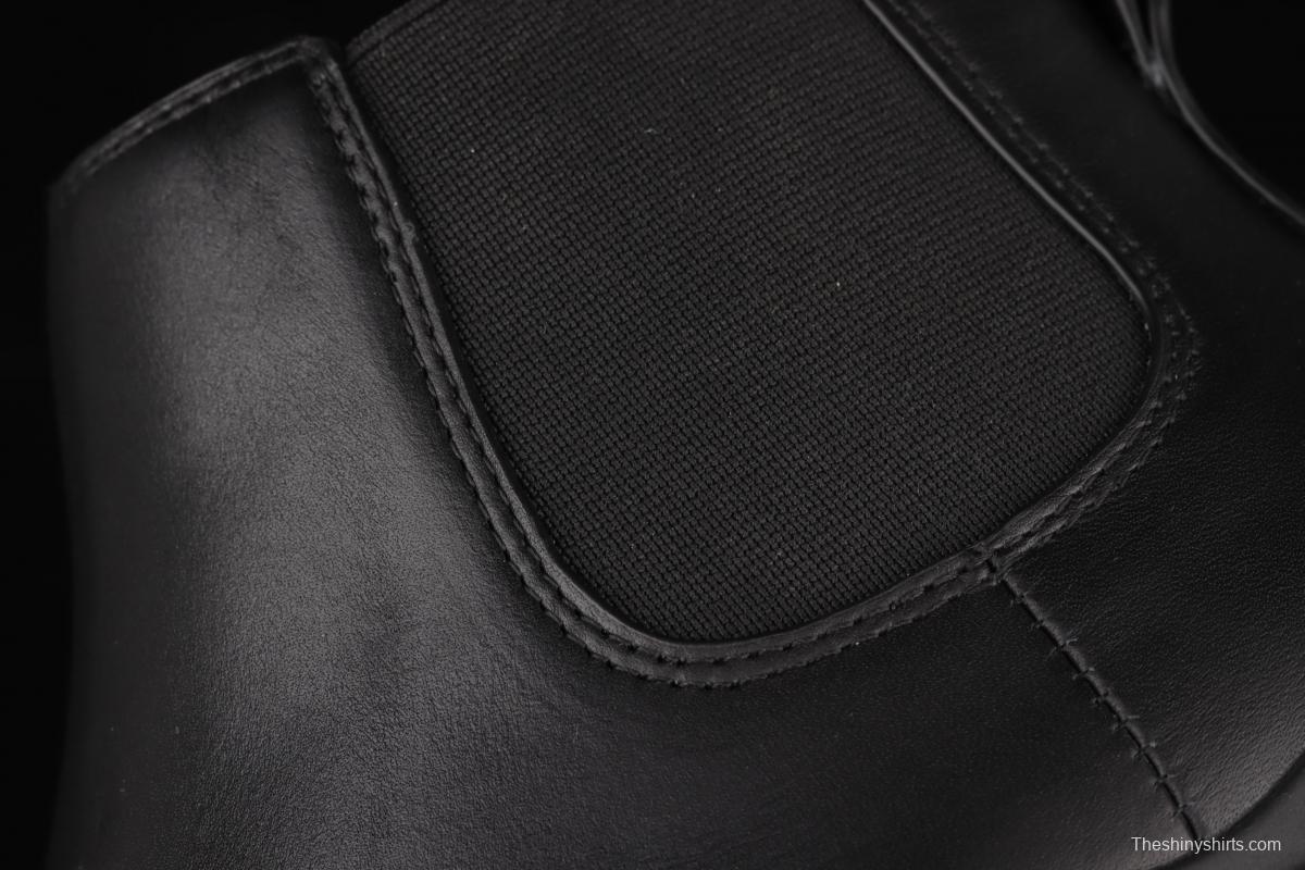 Casual leather boots in Bottega Veneta
