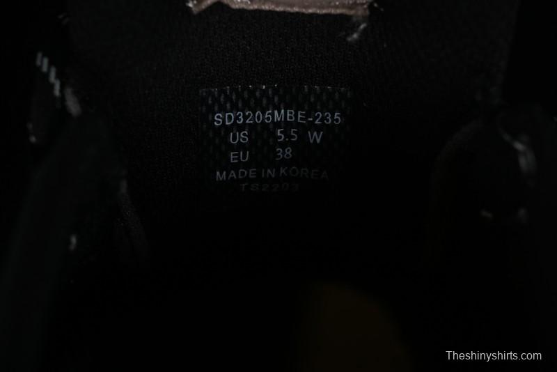 New Balance CRV CAP V2 Casual Sneakers with Flat Sole and Mesh Upper - SD3205BB2