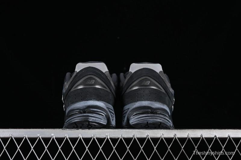 New Balance 2002 Series Retro Casual Running Shoes with Upgraded N-ERGY Cushioning - M2002RBV