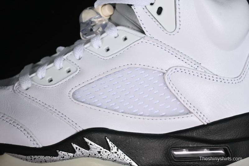 Nike Air Jordan 5 Retro Basketball Shoes in White/Silver/Black - DD0587-110