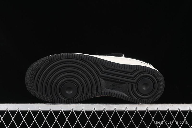 Stussy x Nike Air Force 1'07 Low Casual Sneakers - ZH0316-041