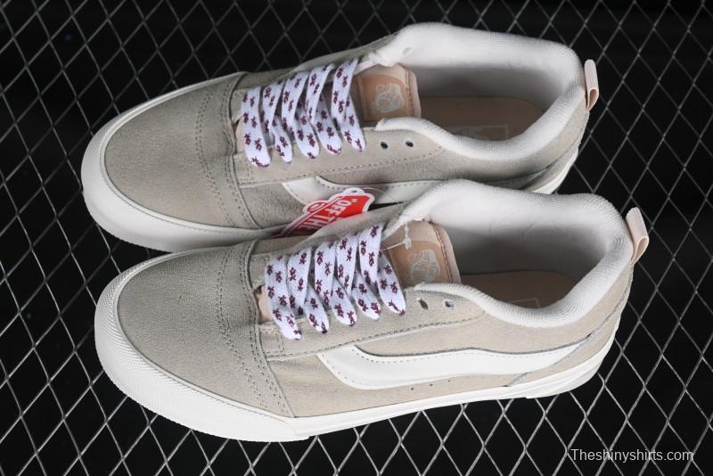 Vans Knu Skool Low-Top Retro Chunky Sneakers - VN000D6ZE2S