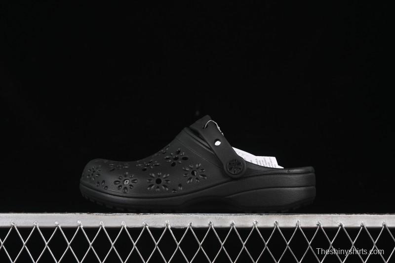 Crocs Classic Clog Two-Way Beach Sandals with Ventilation Holes - B.D4