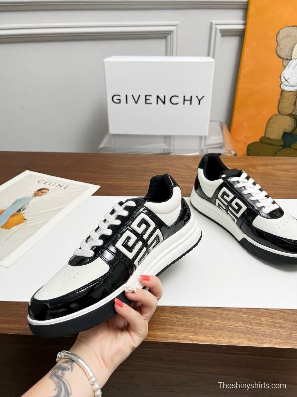 2024 Unisex Givenchy Black White Silk Calfskin Low Top Running Sneakers MJ00380