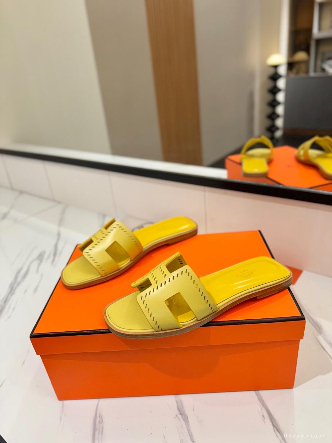 2025 Women Hermès Yellow Leather Slippers